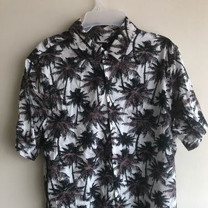 H&M Palm Tree short sleeve shirt